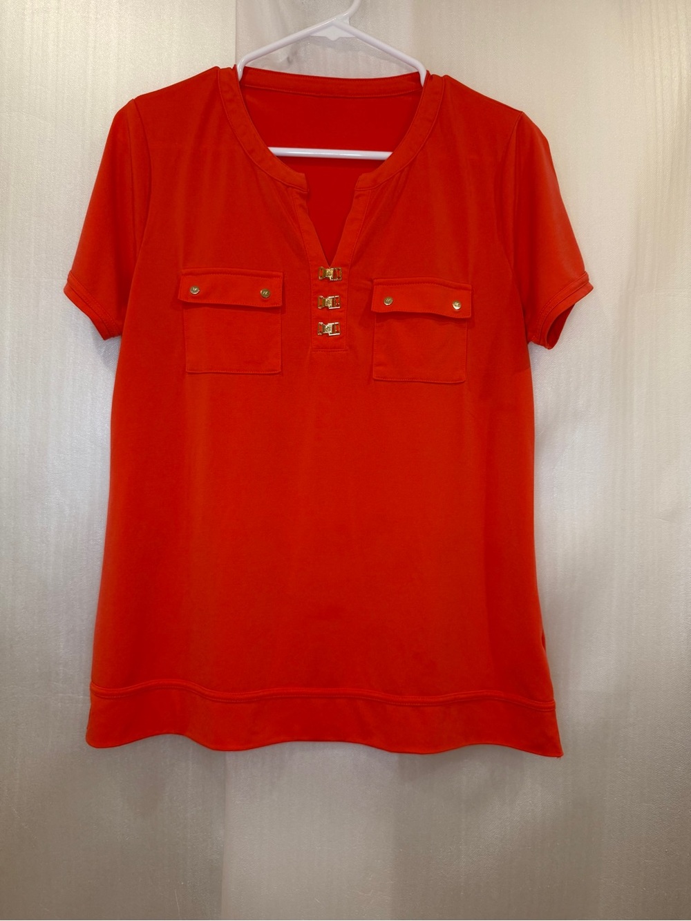 Anne Klein Orange Short Sleeve Knit Top with Gold Accent Hardware